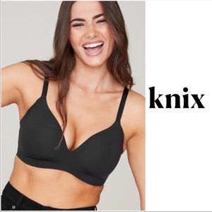 Knix Wingwomen Contour Bra- Black- Size 6+